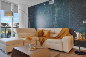 Spectacular Near Beach - 2 BR Apartment