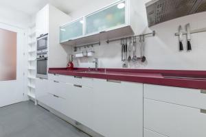 Spacious Refurbished with Parking-3BD 2BT-Retiro