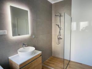 Loutraki Cubes Apartment