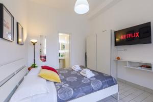 Home4Apartment 2, Salerno cathedral area