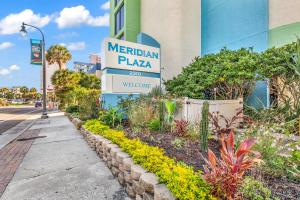 5th Floor Direct Oceanfront Double Suite Sleeps 6 Meridian Plaza 503