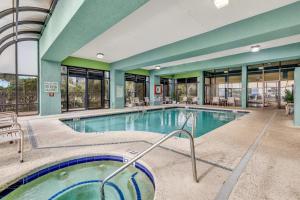 5th Floor Direct Oceanfront Double Suite Sleeps 6 Meridian Plaza 503