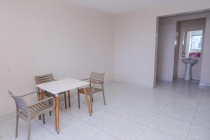 2 Bedroom Apartment in Links Road Nyali