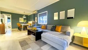 Cozy apartment with free parking - Haslum 