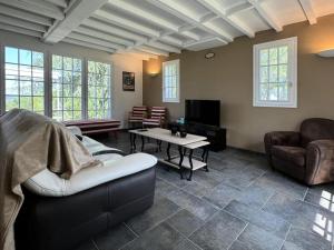 Appartements Gite de France Pool house et tennis 3 epis - Gite de France 7 personnes MAE-4611 : photos des chambres
