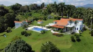 Villa Shangri La Center - Risaralda