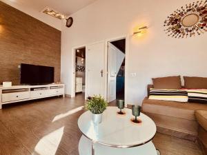 Click&Guest - Maspalomas Serene Getaway