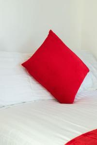 Opulent 2BR 2BA House with FREE Parking