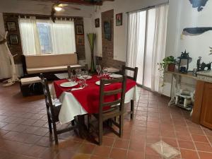 Casa y Restaurante- Pizzeria La Pergola