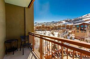 Grand Summit Hotel, Ski In Out, Pool, Hot Tub, Gym, Perfect Location!