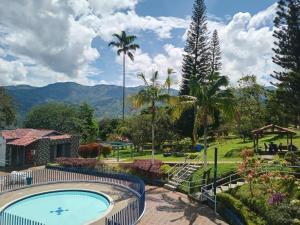 Yarumito Finca Hotel l Cabaña Lirio