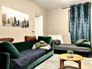 Maisons de vacances Sapins Hotel Le Raincy Maison 5 pers : photos des chambres