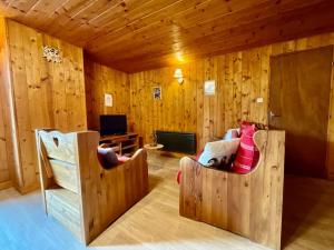 Appartements Le Grand Aigle, bel appartement style chalet : photos des chambres