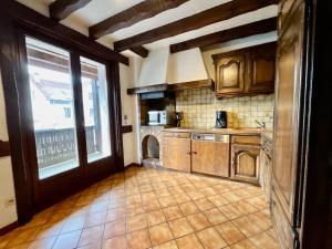 Appartements Le Grand Ours, appartement spacieux avec terrasse : photos des chambres