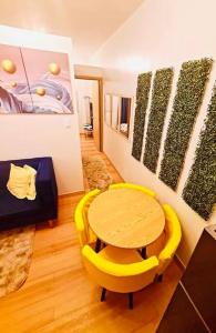 TREES RESIDENCE 2 Bedroom Fully Furnished Unit
