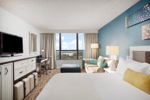 King Room with Lake View room in Wyndham Lake Buena Vista Resort Disney Springs® Resort Area