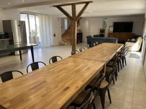 Maisons de vacances Les Gites de La Pellerie - 20 personnes - piscines interieure & exterieure et Jacuzzi - 3 gites : photos des chambres