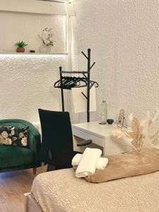 Sejours chez l'habitant Chambre chez particulier Cosy et reposante : photos des chambres