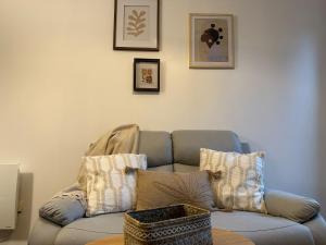 Appartements LeRelaisdOdile - Studio Confort - Proche Hopital - Ideal Couple & Travailleur- Acces Autoroute Rapide : photos des chambres