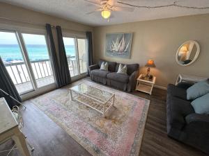 Beautiful Beach Front Condo at Pinnacle Port A-125