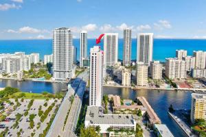 Amazing Family Studio at Beachwalk on Hallandale