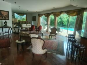 casa no Morumbi campo de futebol e piscina