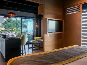 Pinnacle Resorts 179 - Adults Only