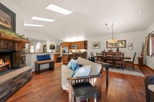 Casa Del Oso - Close to Slopes & Lake