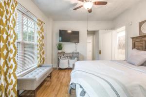 Carson Flats Apt #4 | 1BR • Near BOK• OSU Med•Dtwn