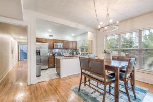 Carson Flats Apt 4 - 1BR Near BOK, OSU Med, Dtwn