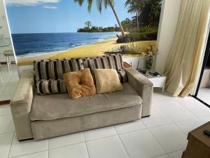 Quarto e Sala para 4 ao lado do Salvador Shopping