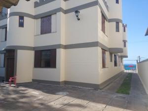 Apartamento Pé na Areia Prainha