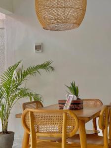 Best Location! 2BR Canggu Villa, 5 Mins to Beach & Hotspots