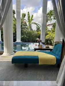 French Villa - Colombo - Divulpitiya