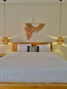 Best Location! 2BR Canggu Villa, 5 Mins to Beach & Hotspots