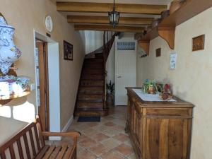 Gîte de pêche au bord de la Charente avec Wifi et parking - FR-1-653-189