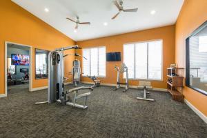 Spacious Furnished Resort Style Apartments
