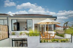 Villa Rio 2BR Brand New Villa in Kerobokan, Bali - 4hvězdičkové hotely ve městě Kerobokan