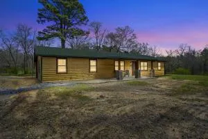 Diamond in the Ruff Hot Tub - مينا