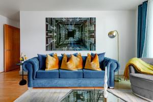 Apartment with View and Balcony room in AWESOME LOCATION LONDON EYE LARGE 2 Bedroom Flat