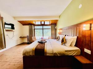 Hotel The Link Way # Mountain view # River view # Near Volvo Bus Stand # Family Hotel # Open Terrace