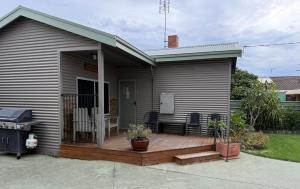 The Waterfront Cottage