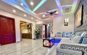 Lovely 3BHK Apartment - Srīnagar