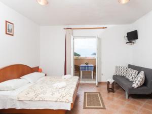 Apartments Ana Lopud - Studio with Balcony and Sea View-2