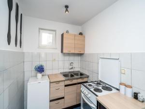 Apartment & Rooms Alan - Double Room with Shared Bathroom 2 