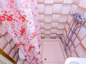 Villa Bind - Basic Double Room with Patio and Garden View R3