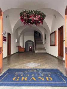 Penzión Grand, Self Check-In, free private parking - 班斯卡-比斯特里察