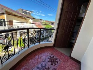 Townes Many Beds Home Near SM Lanang SMX Airport Samal Wharf