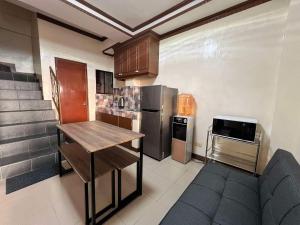 Townes Many Beds Home Near SM Lanang SMX Airport Samal Wharf