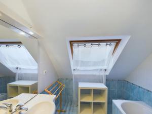 Maisons de vacances Penmarch Kerity, maison pour 9 avec jardin : photos des chambres
